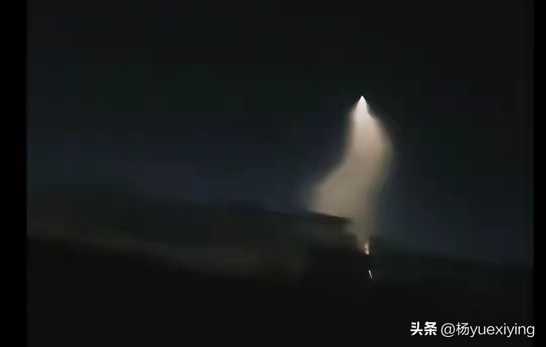 3月28日凌晨消息中国成功实施第七次陆基中段反导拦截试验，不针对任何国家。
据悉