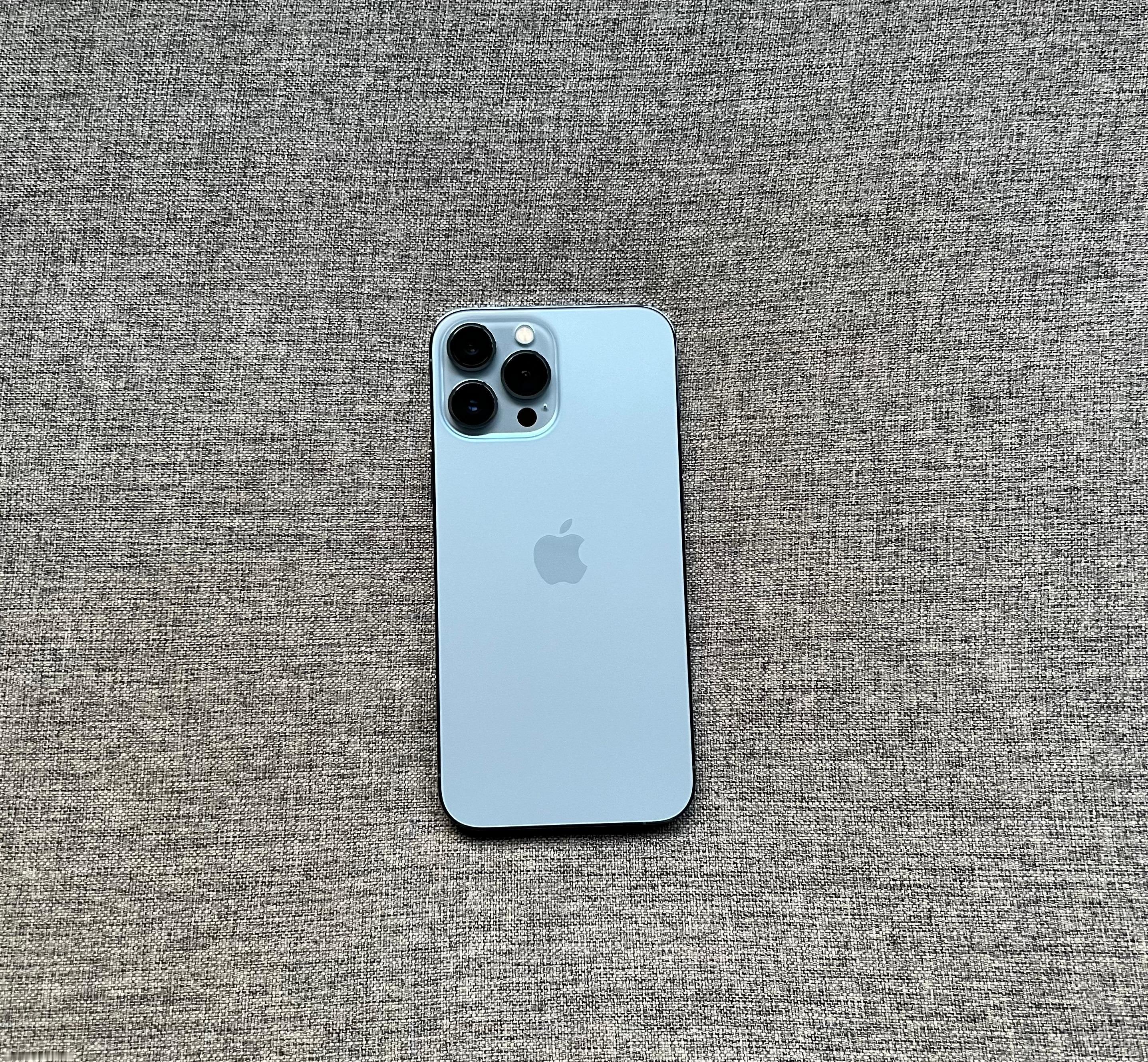 经典色，全新iPhone13 Pro Max 256远峰蓝，国行官换，全新未激活