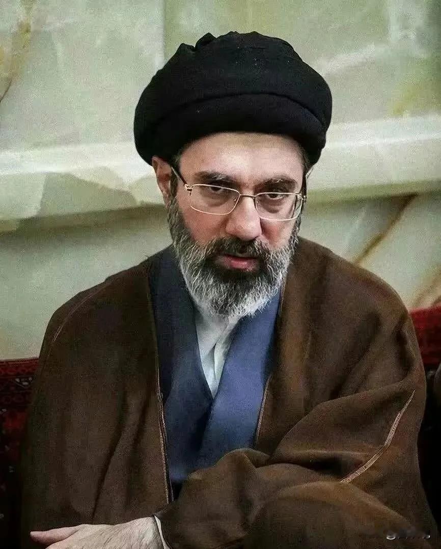 伊朗摊牌了
4月16日，伊朗最高领袖军事顾问穆赫辛·雷扎伊直接摊牌：伊朗已做好“