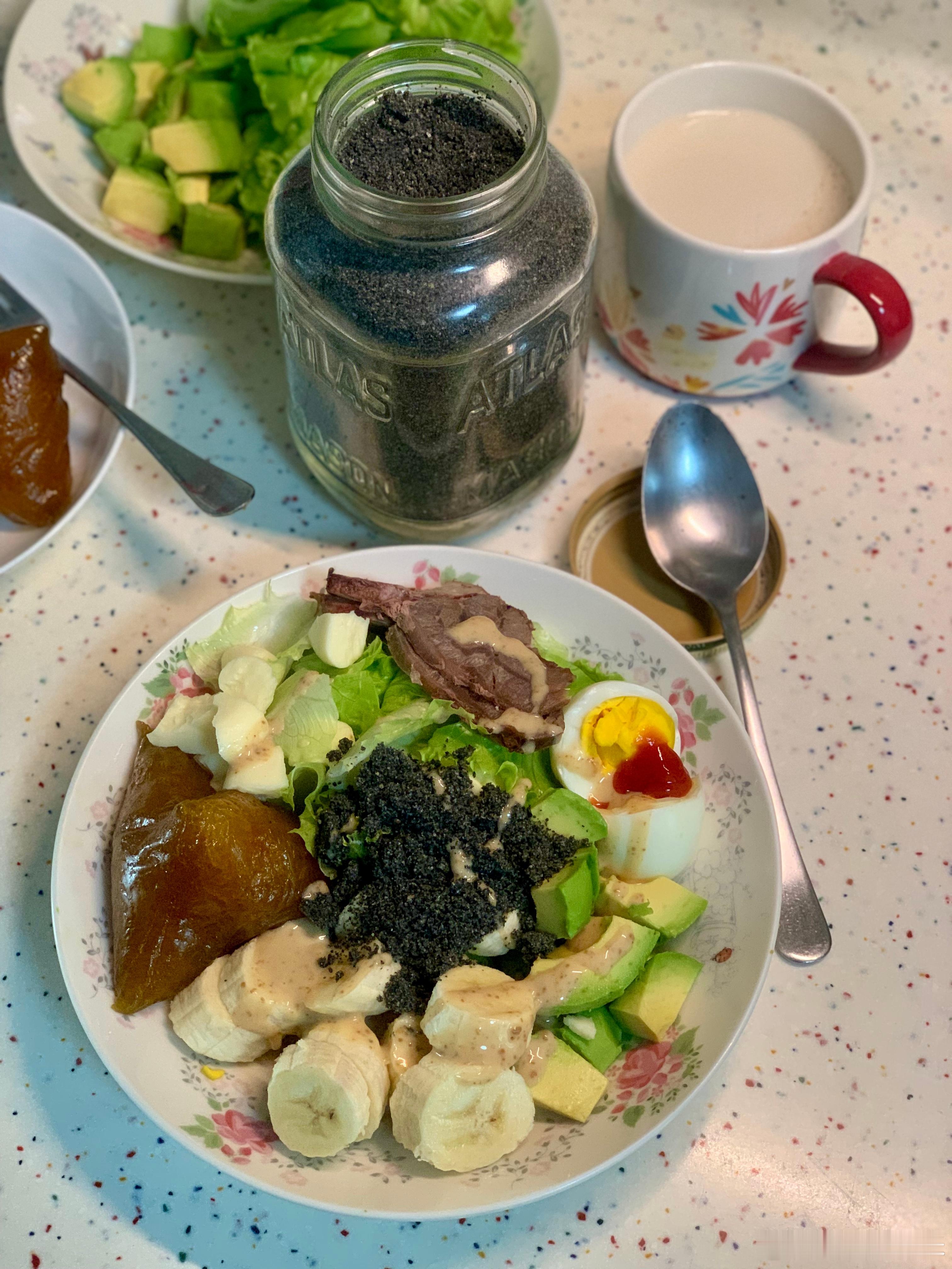 咪话日常[超话]好好吃饭 沏了花茶配碱水粽套餐 ​​​