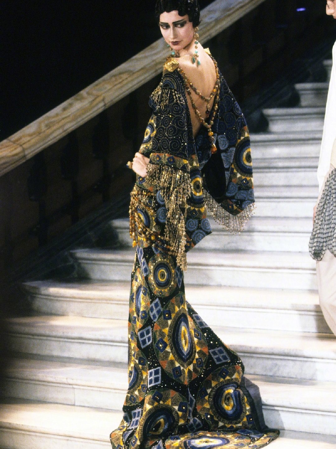 Christian Dior 1998春夏系列高级定制礼服🥀 来自海盗爷的设计