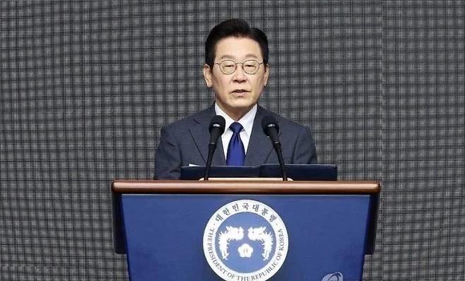 李总统：“将向国防研发投入超出预期的预算。”
李在明总统于20日表示：到2030