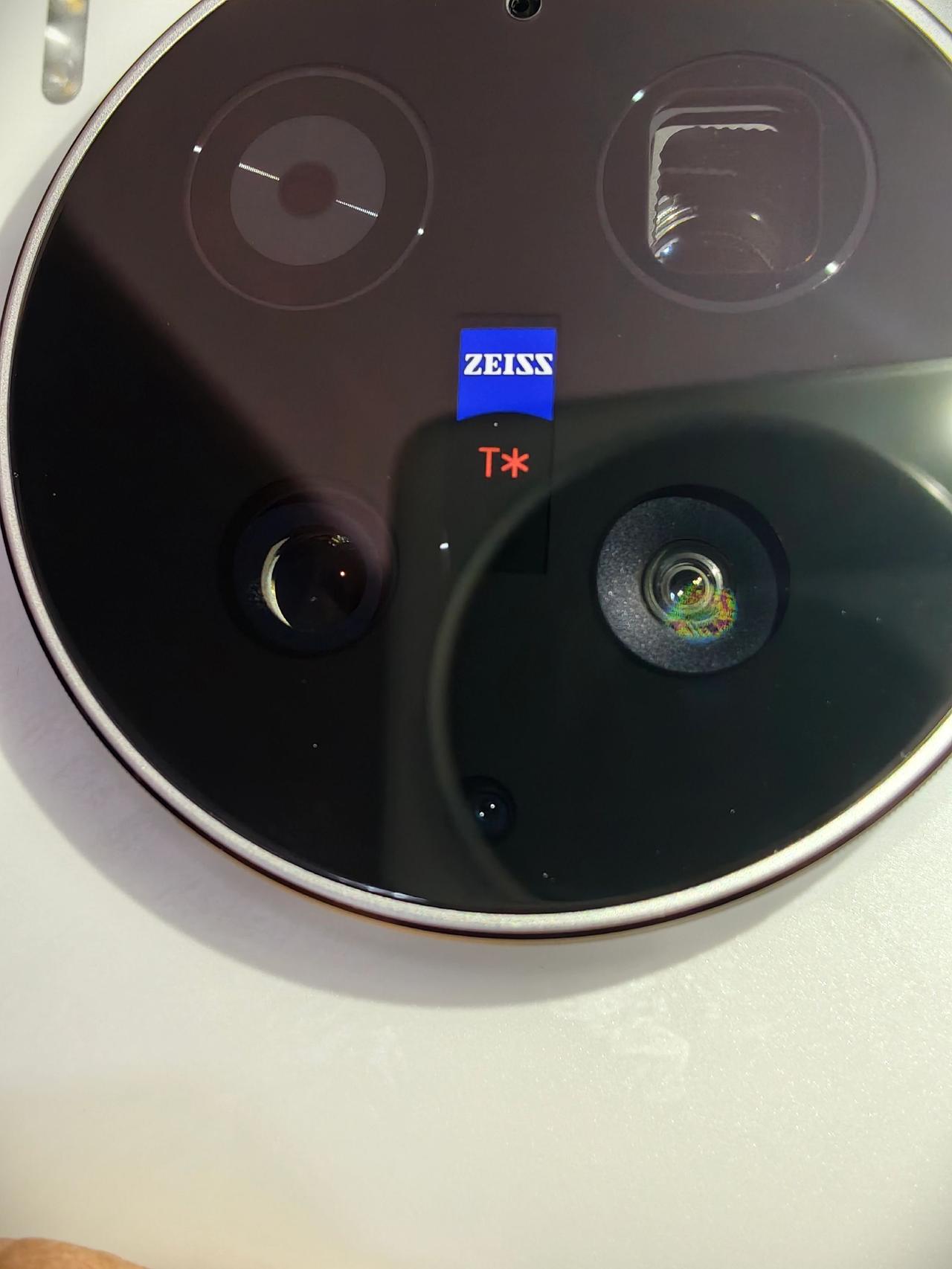 好消息，vivox300ultra 起雾没换机成功，但是摄像头有个灰尘换机成功，