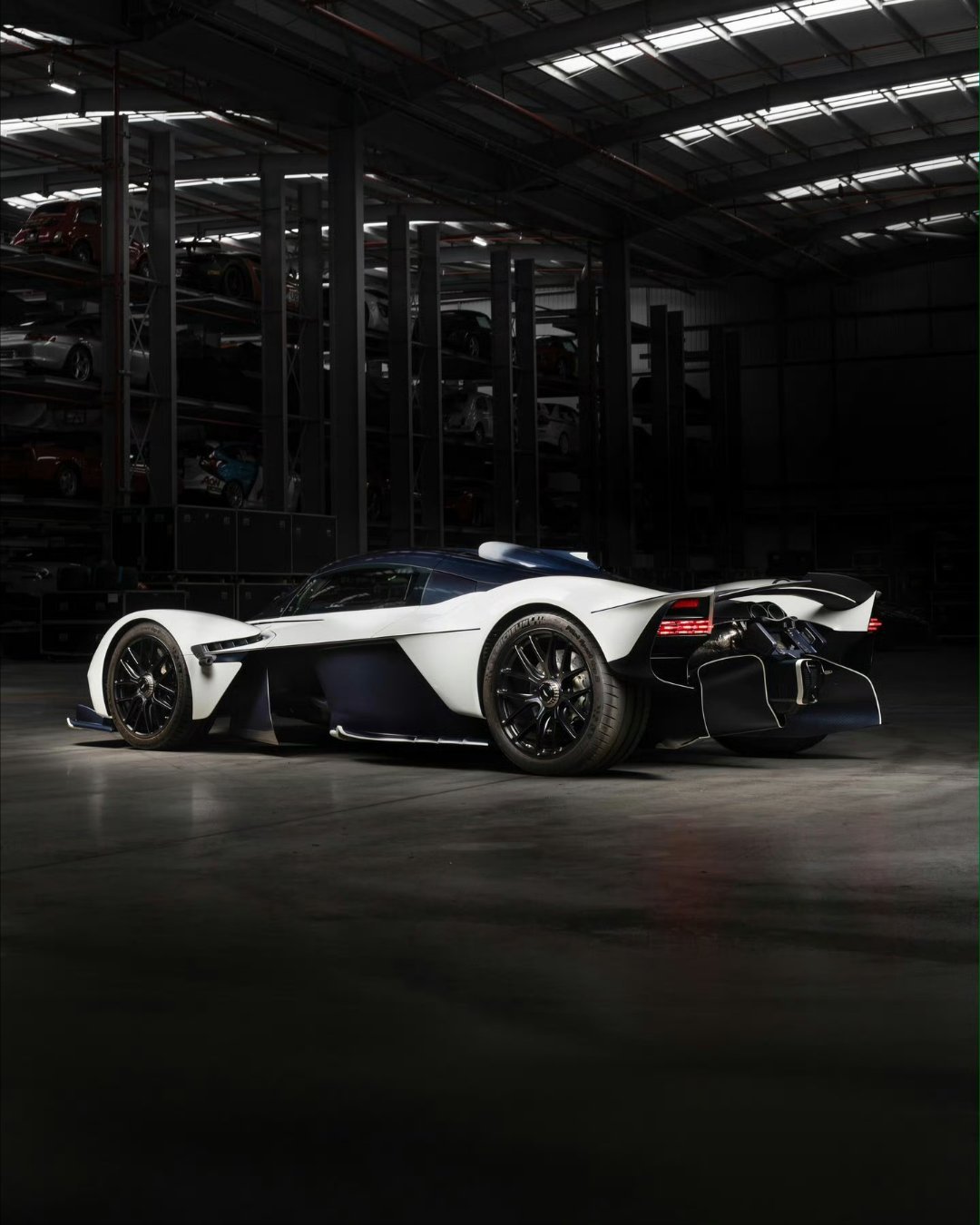 Aston Martin Valkyrie｜阿斯顿马丁 