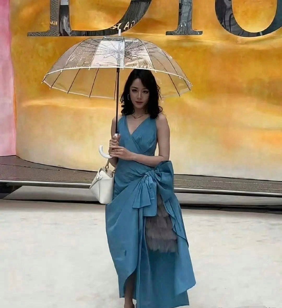 迪丽热巴粉丝不要怪化妆师了她就长这样 