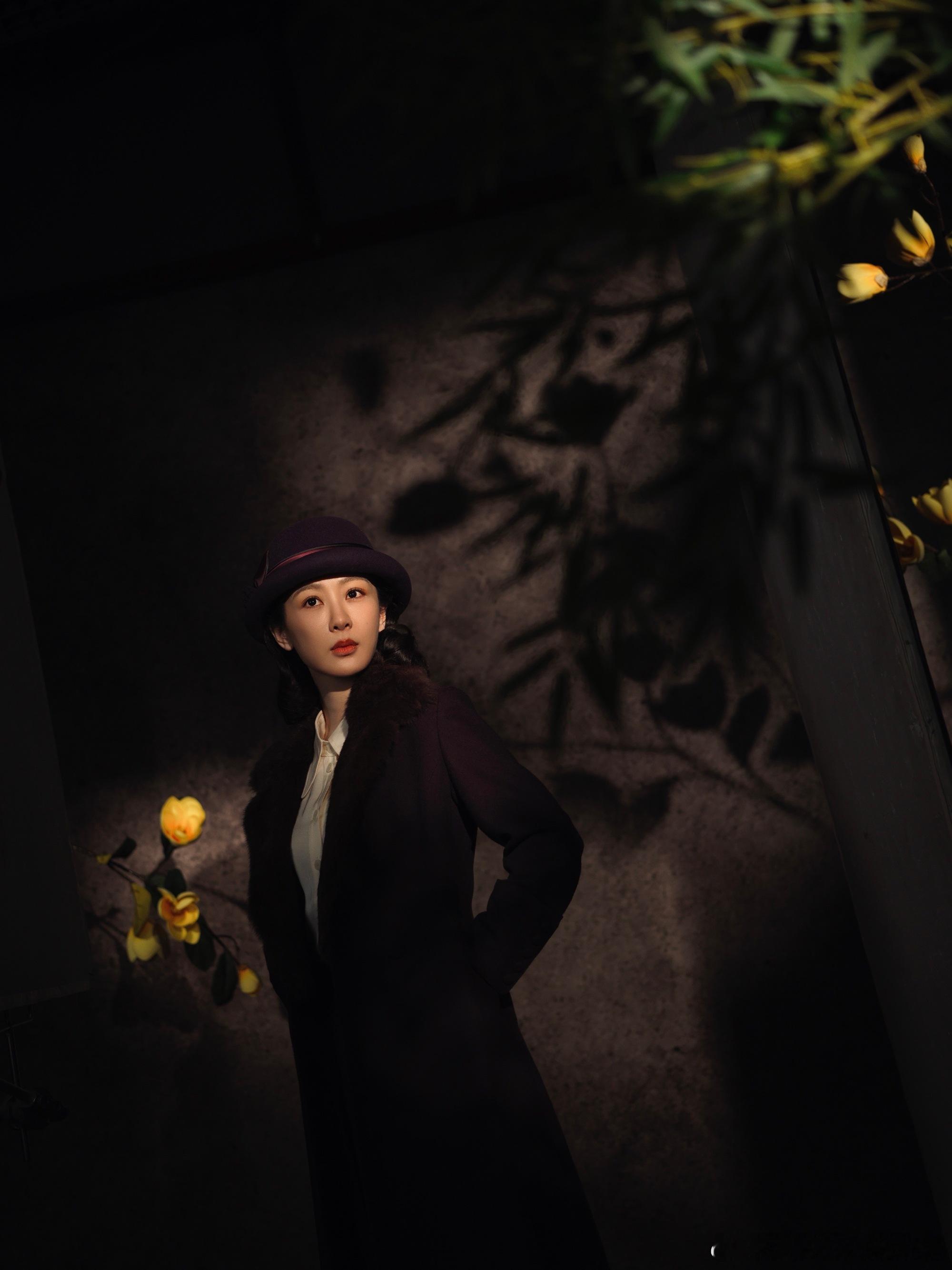 杨紫又一部大女主剧《玉兰花开君再来》官宣开机，她饰演上海锦江饭店创始人董竹君。不