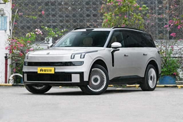 别再将就后排！深度试驾领克900 2.0T Ultra大五座旗舰SUV