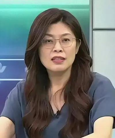 炸锅了，郑丽文真的官宣了，她要向全世界证明，两岸根本不用走到那一步。
 
国民党