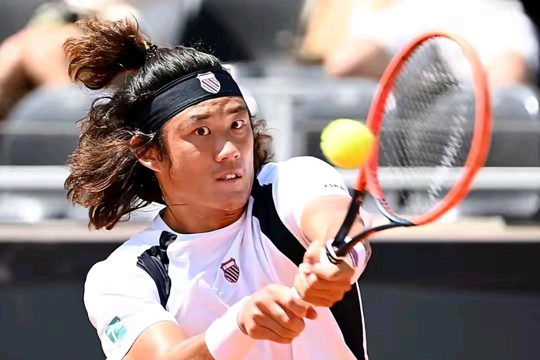 中国男网选手张之臻闯进罗马大师赛八强，追平他的大师赛最好成绩，即时世界排名上升至