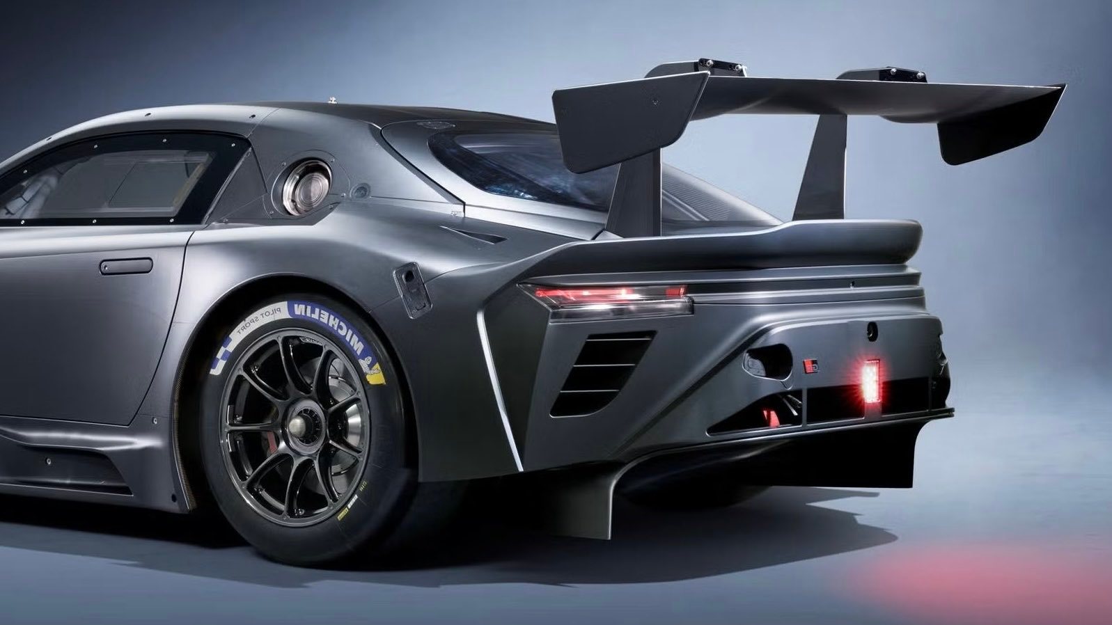 笑死，Spark之前做的GR GT3被网友吐槽做错了，没想到Spark是提前曝光