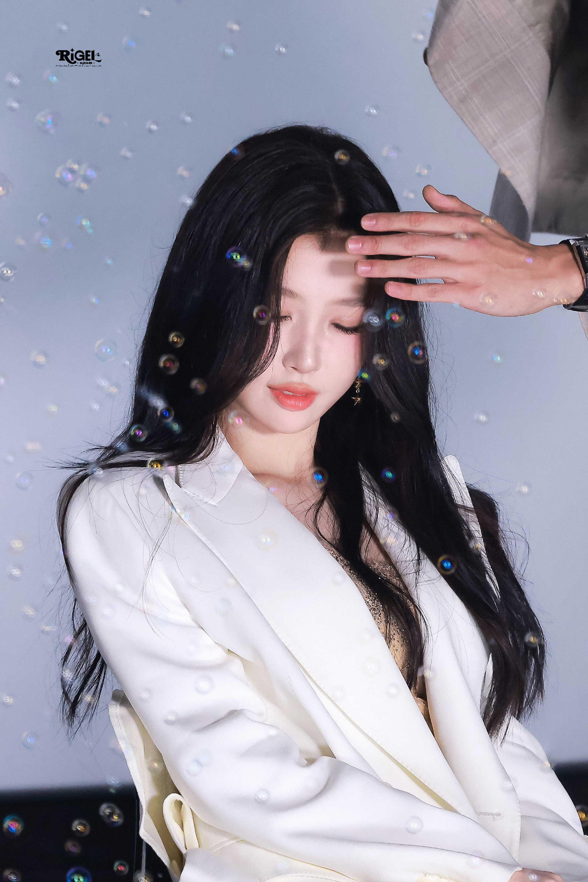 我已经被虞书欣美到失语… 