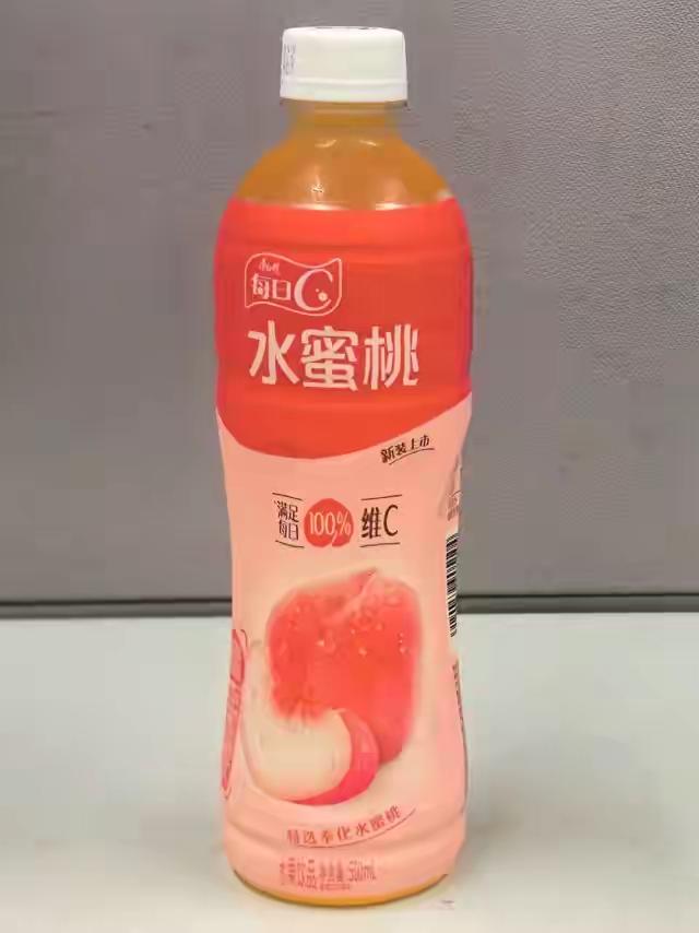 0.01克“特选蜜桃”，全靠香精撑味！康师傅这波操作，把消费者当傻子耍？
 
康