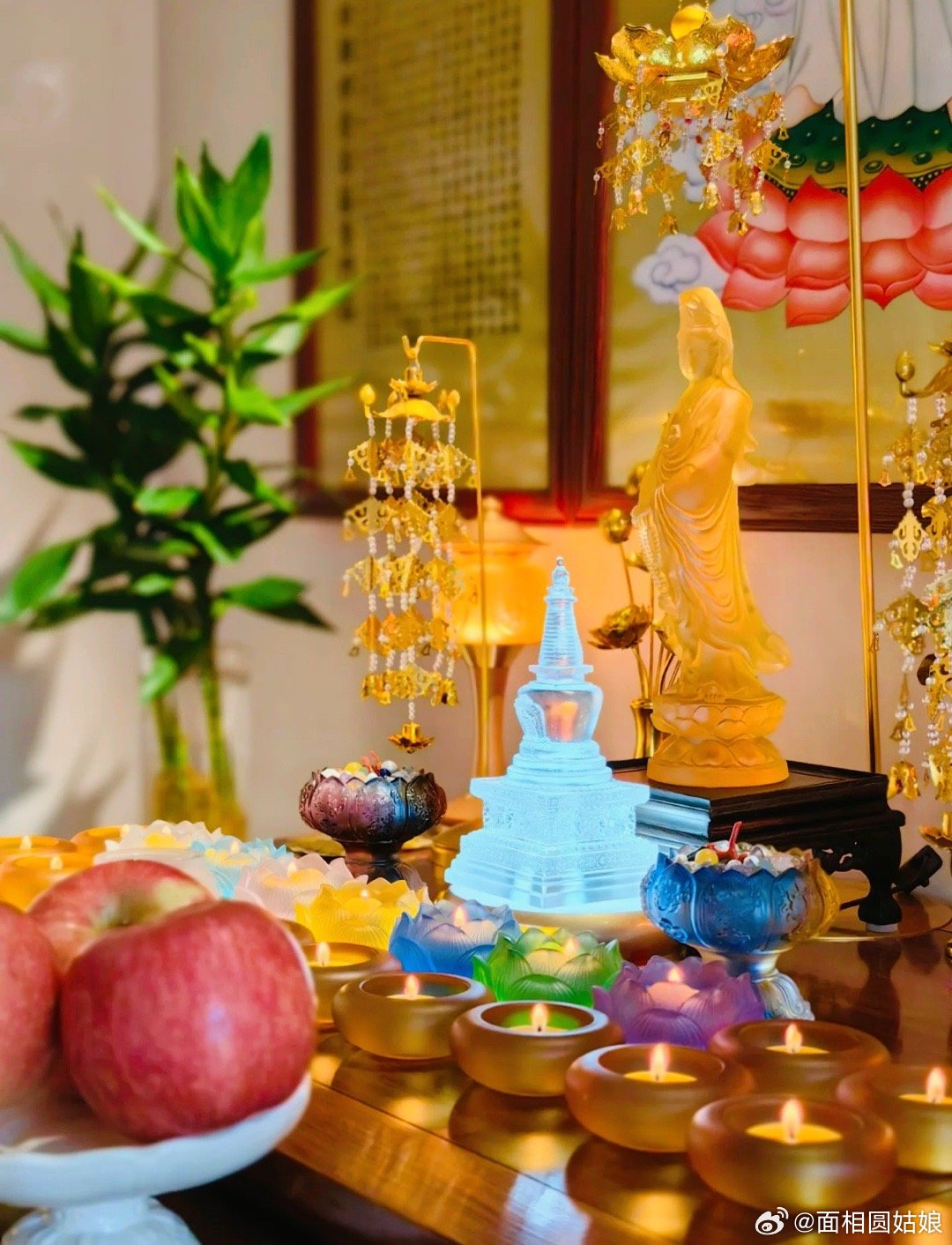 晨起礼佛八月一切顺心顺意，佛保平安 ！！！ 