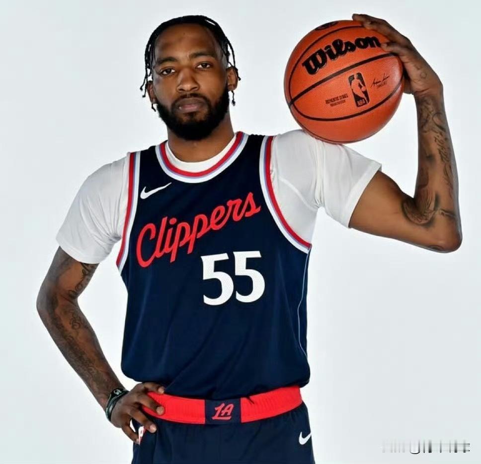 冲击4连胜！小琼斯提前复出！

据权威记者Shams报道：快船队主力轮换小琼斯将