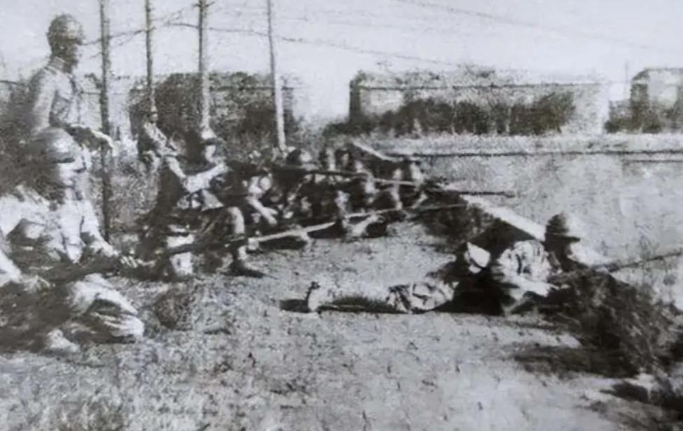 1931年九一八事变爆发，倘若当时张学良下令东北军全力正面抗击日军，日寇根本没那