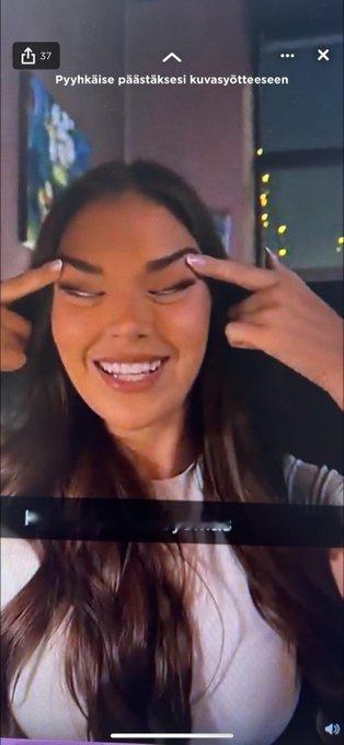 代表芬兰出征2025年环球小姐的芬兰小姐Sarah Dzafce发表种族歧视照片