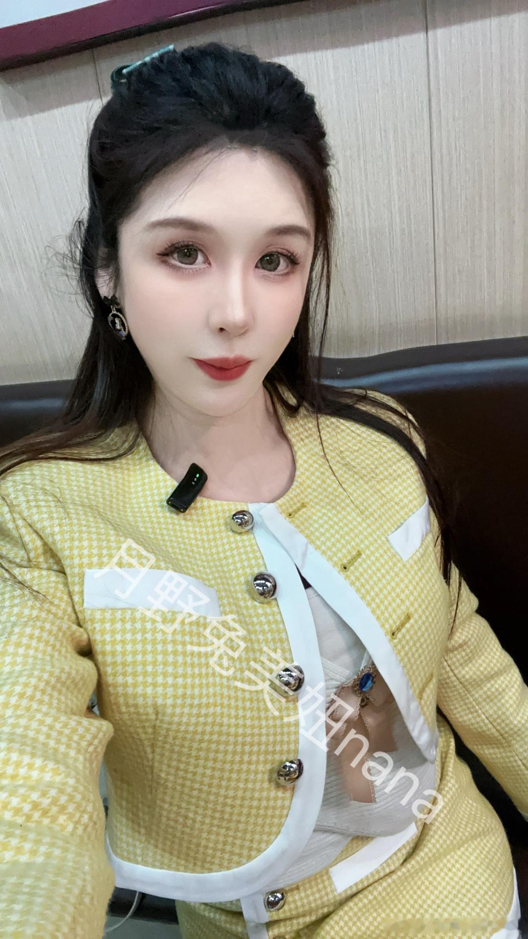 💛❤️🧩辣妹 新年快乐 上海