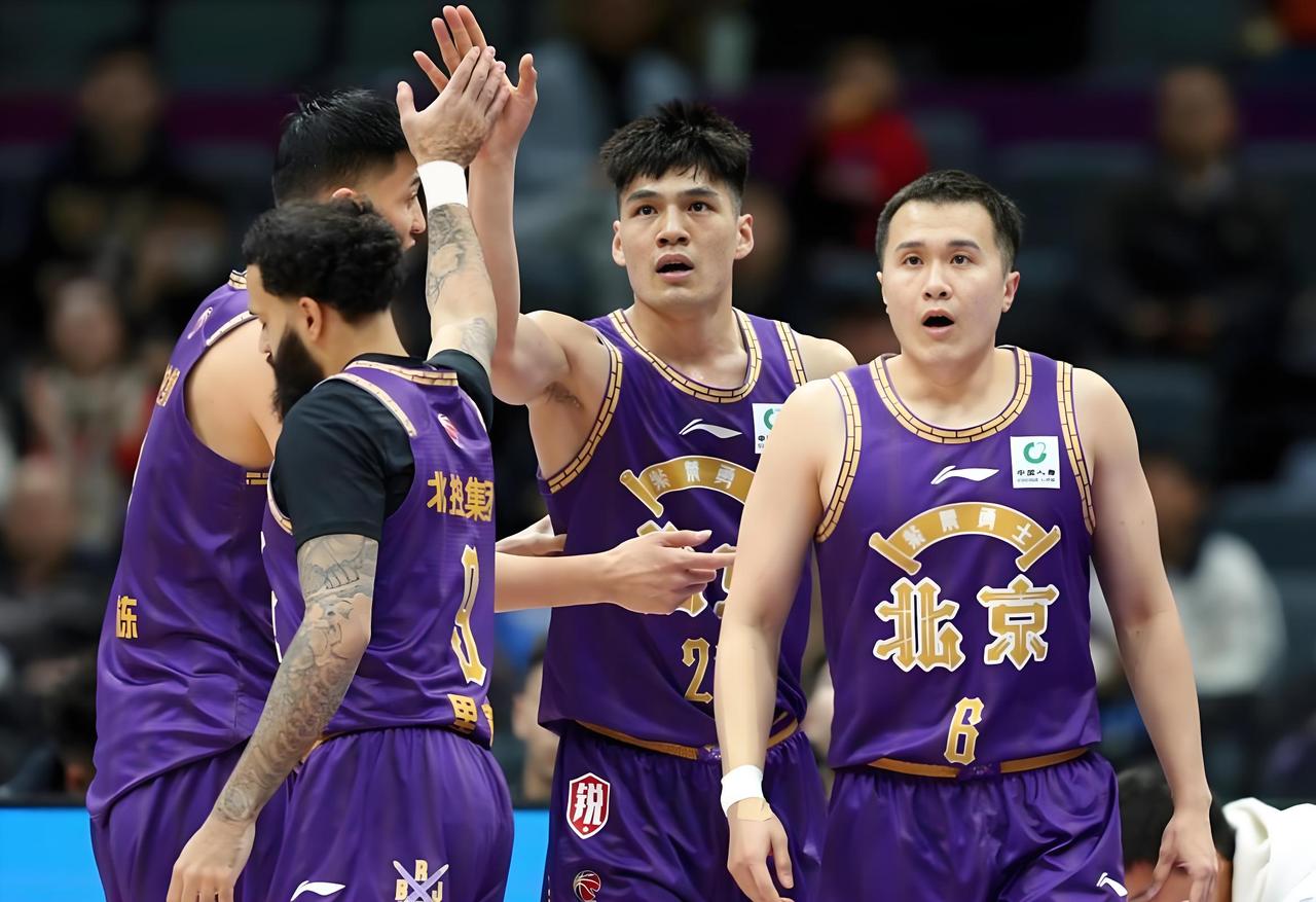 北控男篮俱乐部为何消停了！

自从北控男篮俱乐部总经理换了刘家成之后，面对球员交