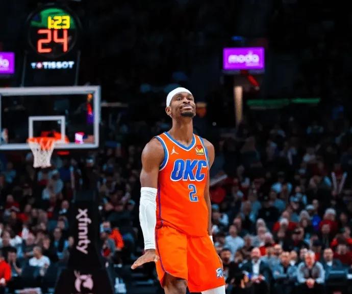 刚看到一项关于本赛季的正负值统计，实在是太夸张了！
第一名不出预料是雷霆的亚历山