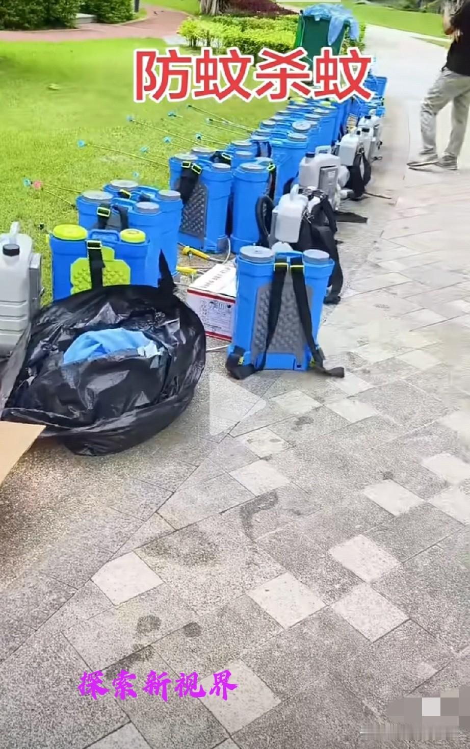 “这到底是防蚊，还是投毒？”最近，开平又开始防蚊杀蚊行动！图1中整齐排列的蓝色背