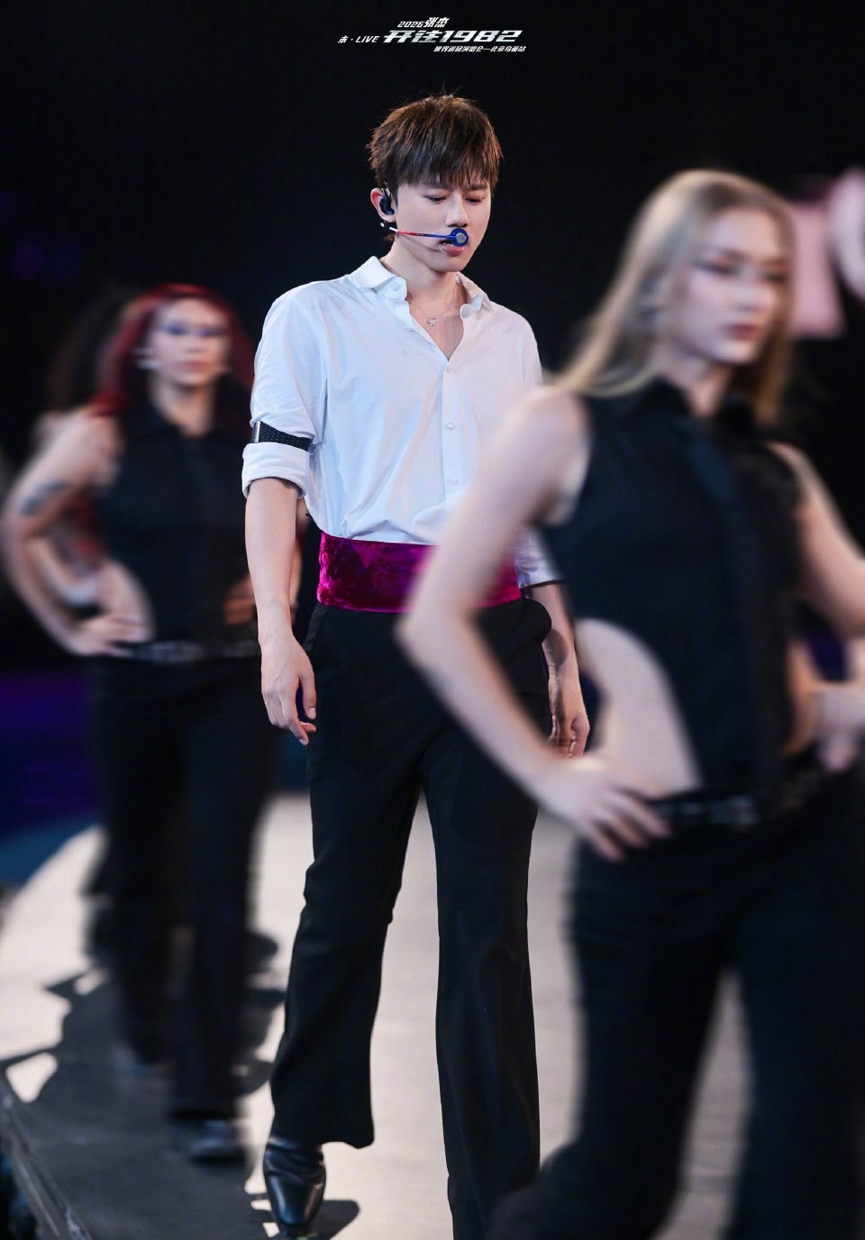 张杰共赴斗转星移的盛大收官张杰：既然如此，那，鸟巢最后一场，咱们就共赴“斗转星移