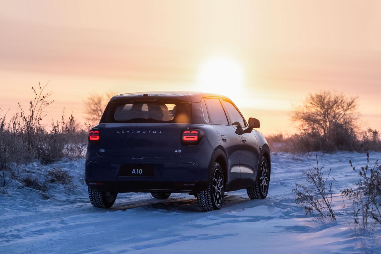 十万级选车纠结？这台A10把诚意拉满了，刚上市就火了
最近后台不少朋友问：预算1