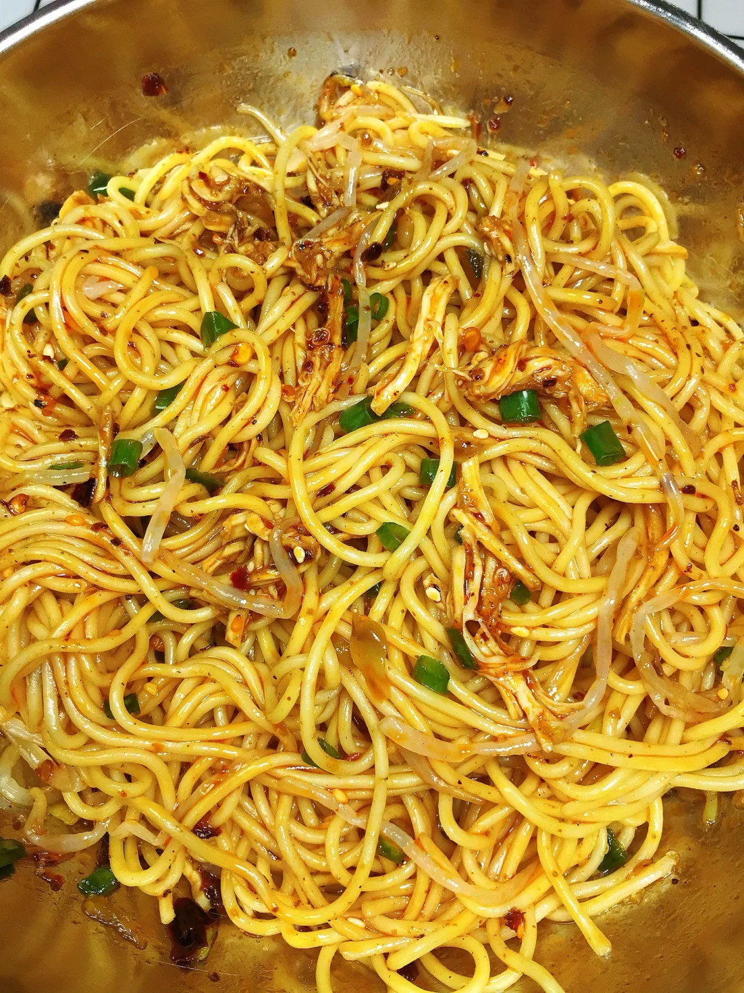 🌻吃一口就停不下来的鸡丝凉面🔥