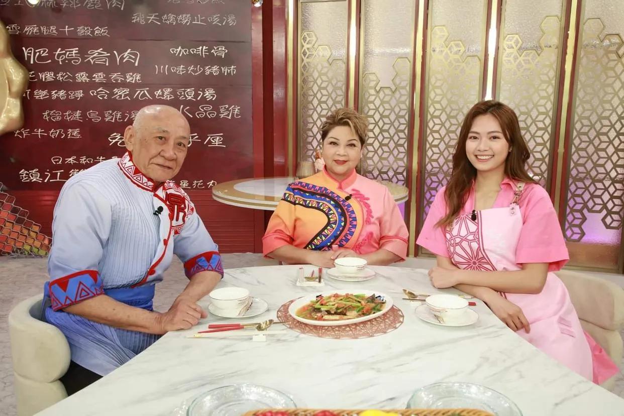 在TVB的节目《肥妈李鼎》中，主持人李家鼎重提当年在TVB拍戏时，路见不平拔刀相