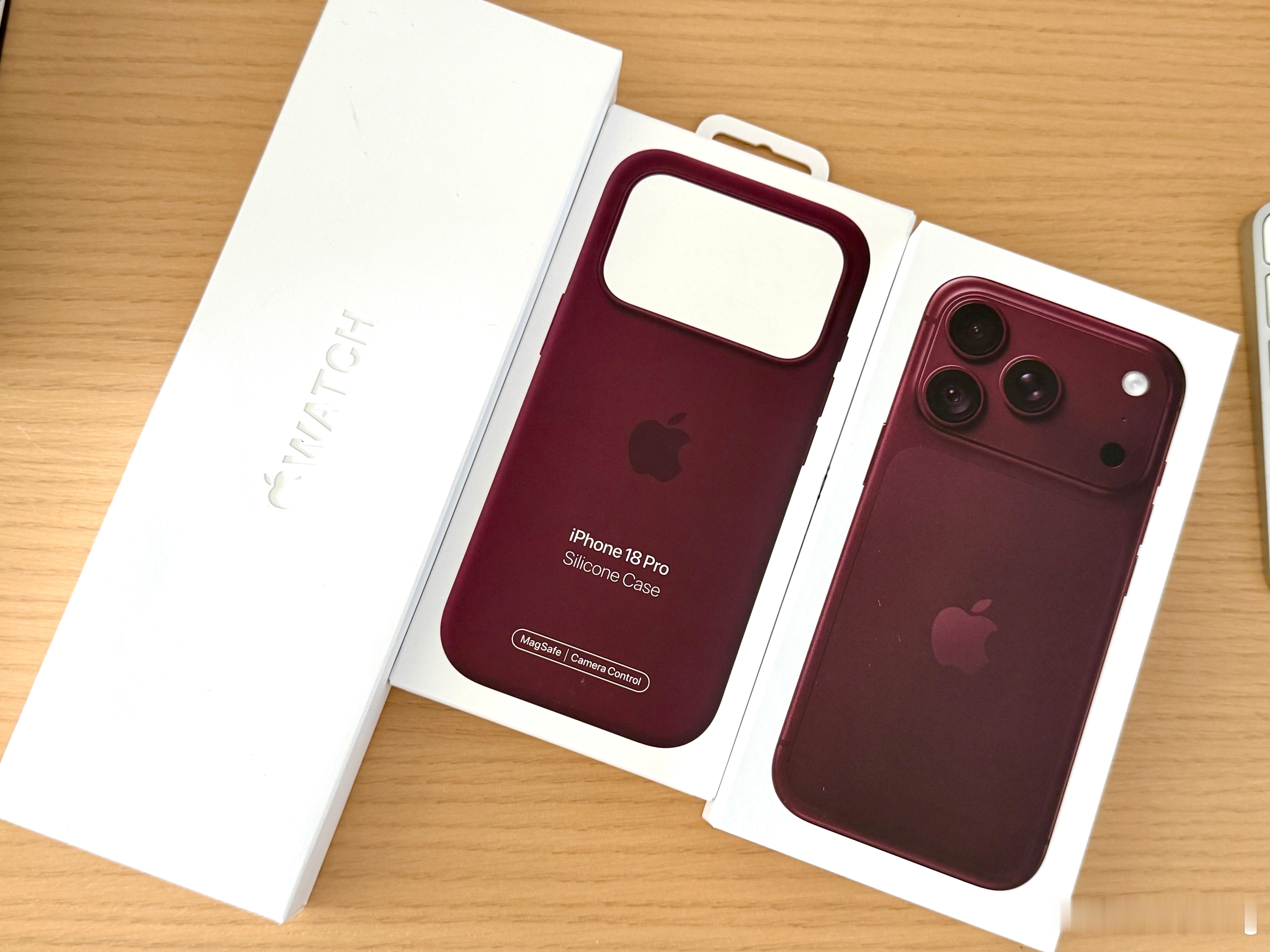 iPhone 18 Pro和Apple Watch S12都买了好几天了，但是还