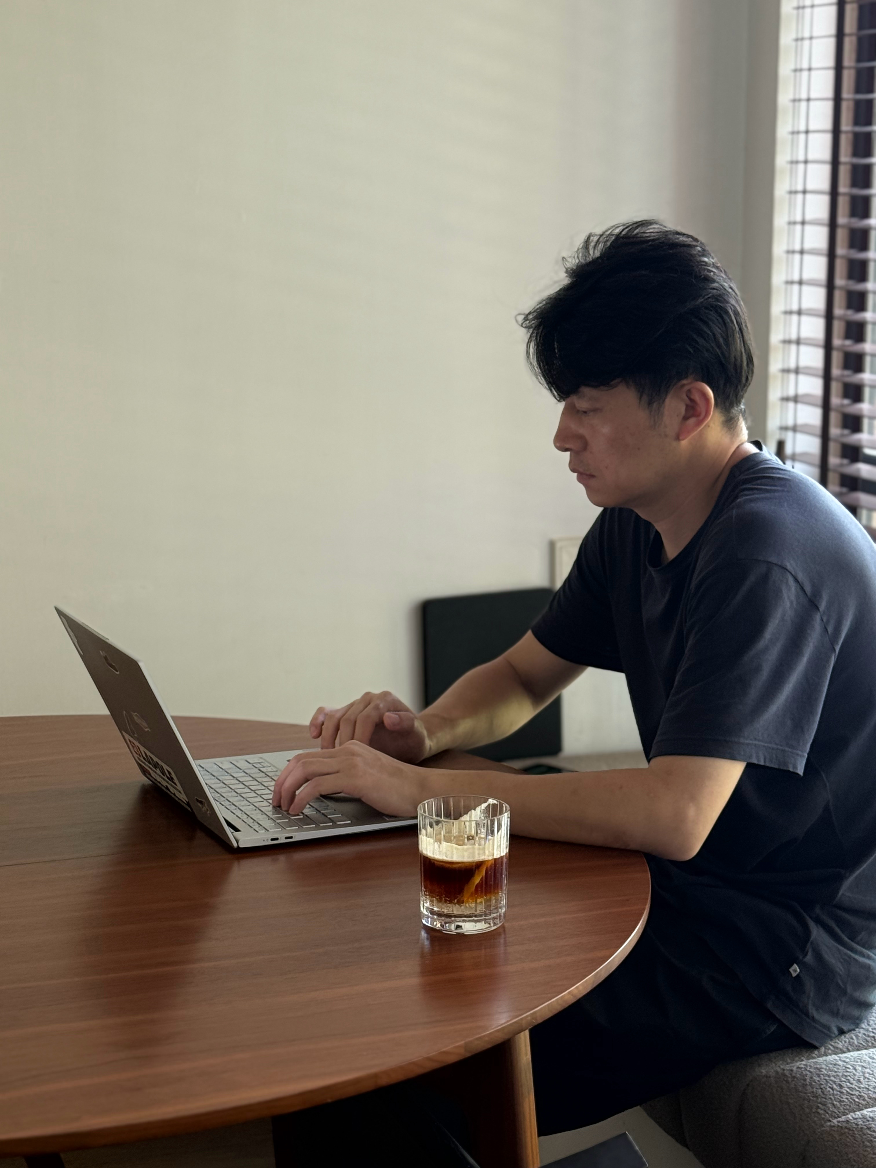 她说：你班味很重