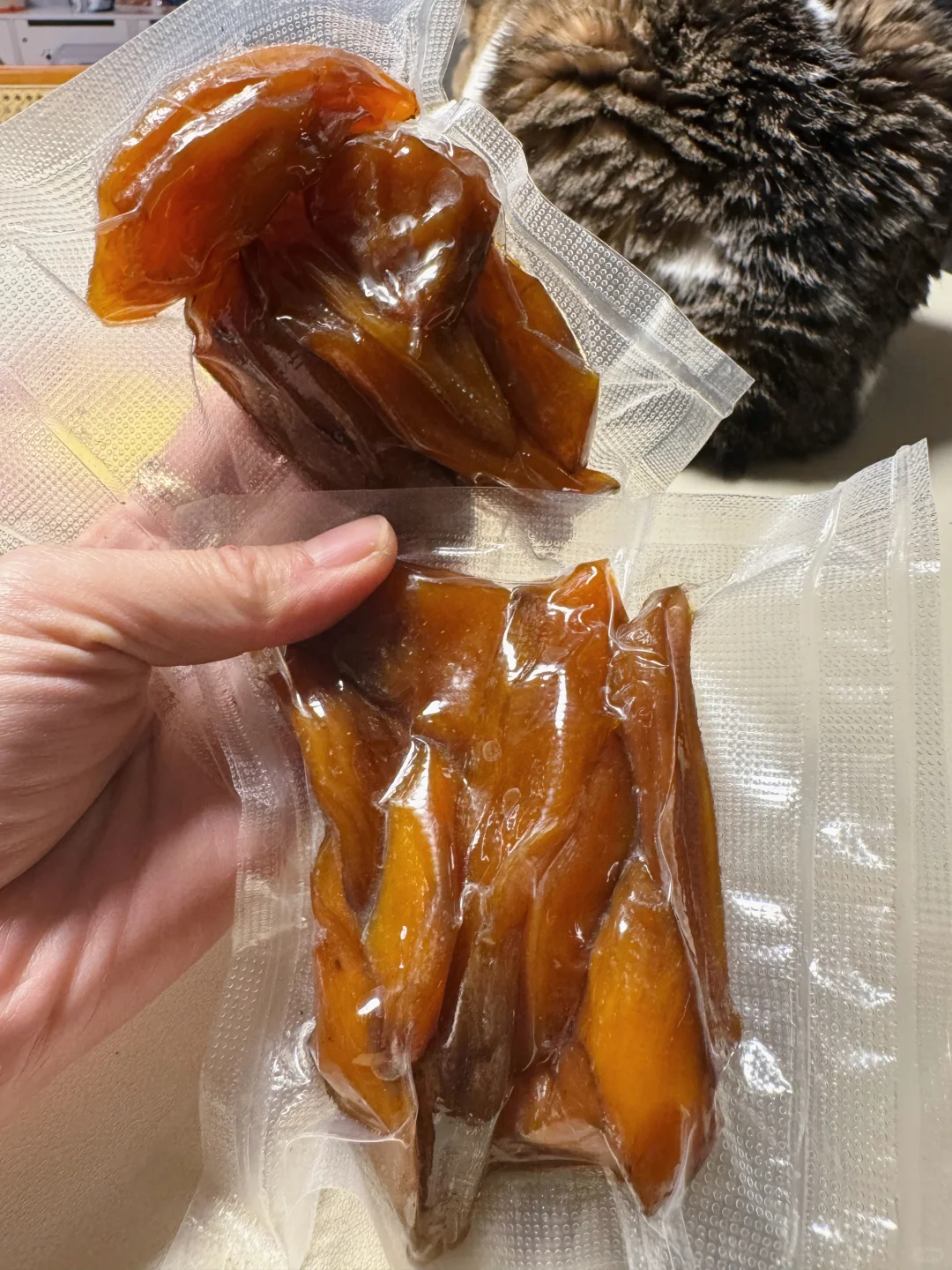 婷婷姐寄来了一些她婆婆手工做的临安地瓜干
