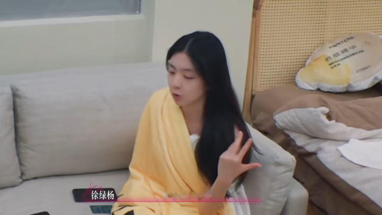 周佑凌恋综第一人半熟恋人又不是来结婚的半熟恋人 整段发言没有提前斟酌措辞，属于脱