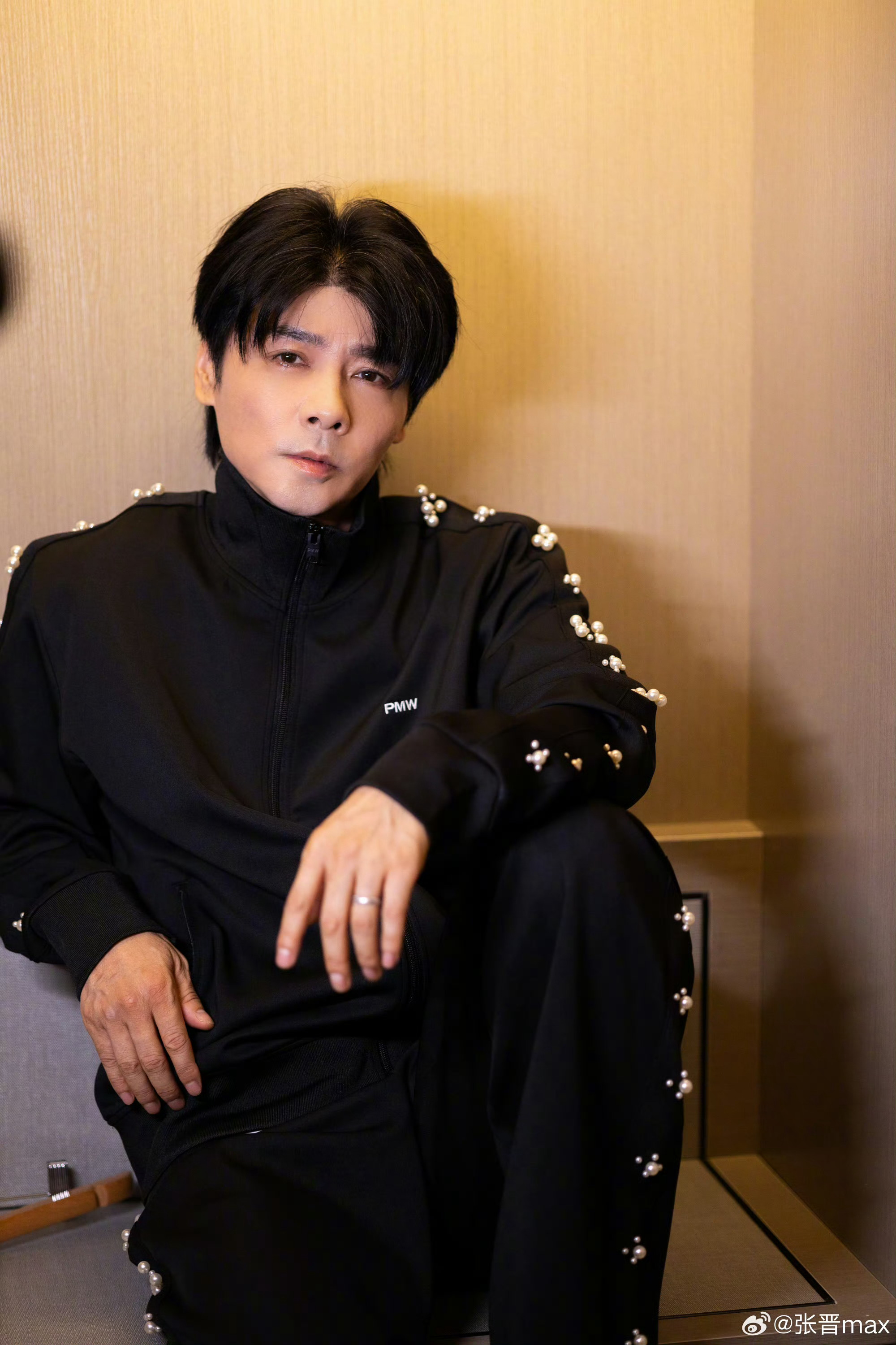 张晋曾因突发心脏病血管堵塞近80%以前看他电视剧觉得演技挺不错！希望有机会能多拍