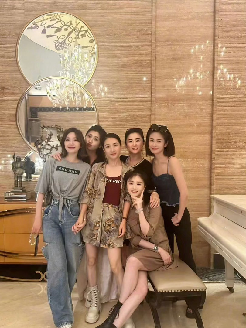 浪姐7这回后台聊天我都能磕一百集 浪姐7名单一出，甄嬛粉狂喜！祺贵人×安陵容同框