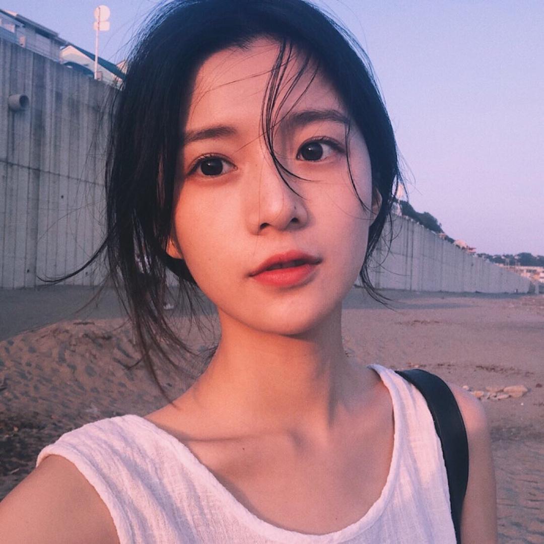 梁夹心小姐姐