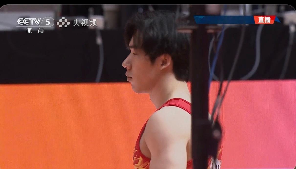 兰星宇14.500 张博恒14.466分1.2位 他俩是第一/二位出场的 ​​​
