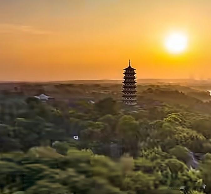 扬州太牛了！连续5年入选活力之城🏆
 
扬州又双叒叕上榜啦！恭喜这座宝藏城市连