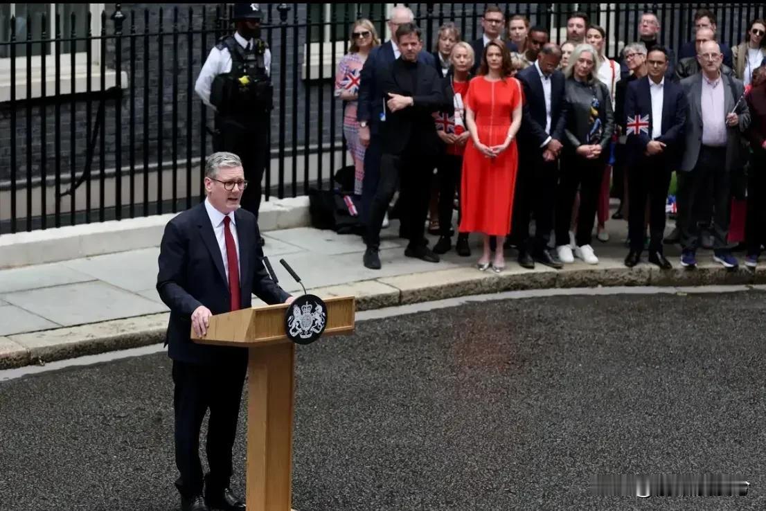 英国这次非常强硬，欧洲多国激烈响应！

就在前天，英国绕开北约和欧盟，联合10个