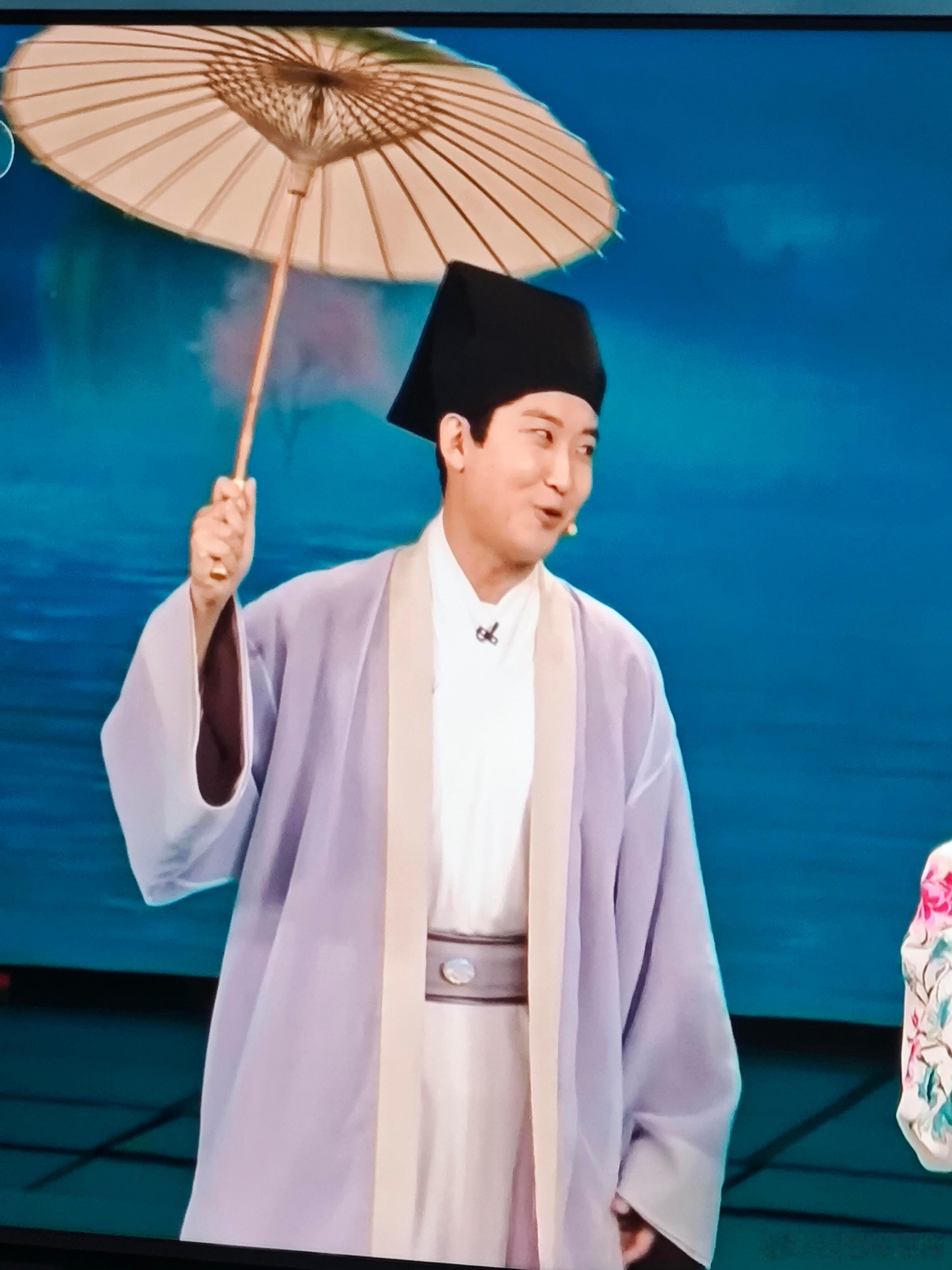 没佩伦儿可咋办 闫佩伦还是一如既往的搞笑 