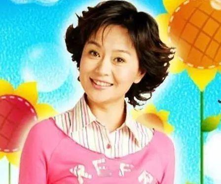 1999年，鞠萍向丈夫提出了离婚，丈夫却提出孩子和钱只能带走一样。鞠萍一听就知道