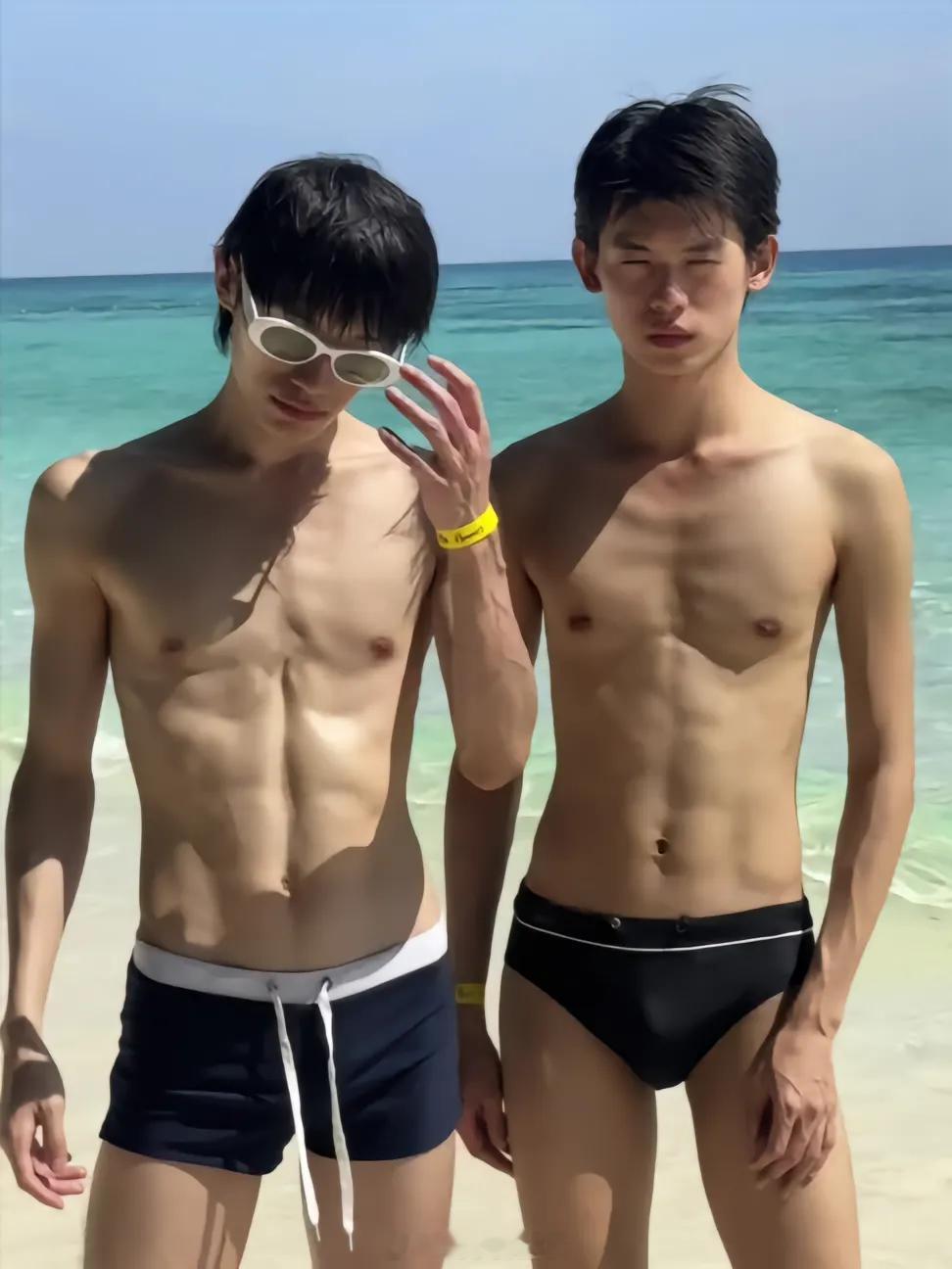 我还挺喜欢这种儿童身材[doge] 