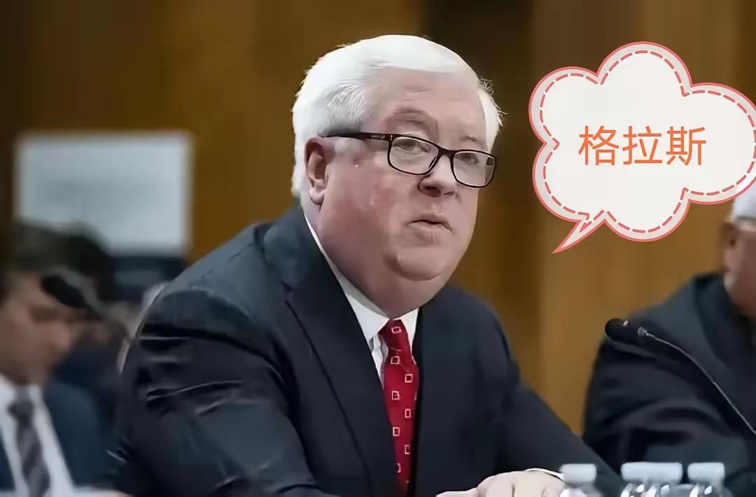针对俄罗斯总统普京登陆南千岛群岛（日称北方四岛），美国驻日本大使乔治.格拉斯昨天