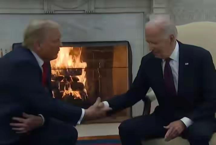 拜登签的一批反华文件恐失效 瞌睡乔·拜登卸任前疯狂签反华文件，结果92%是自动签