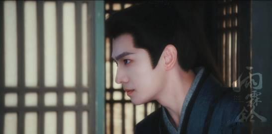 杨洋展昭5月角色热度月冠 恭喜南侠登顶月度热度榜，演技与魅力并存，每一处细节都演