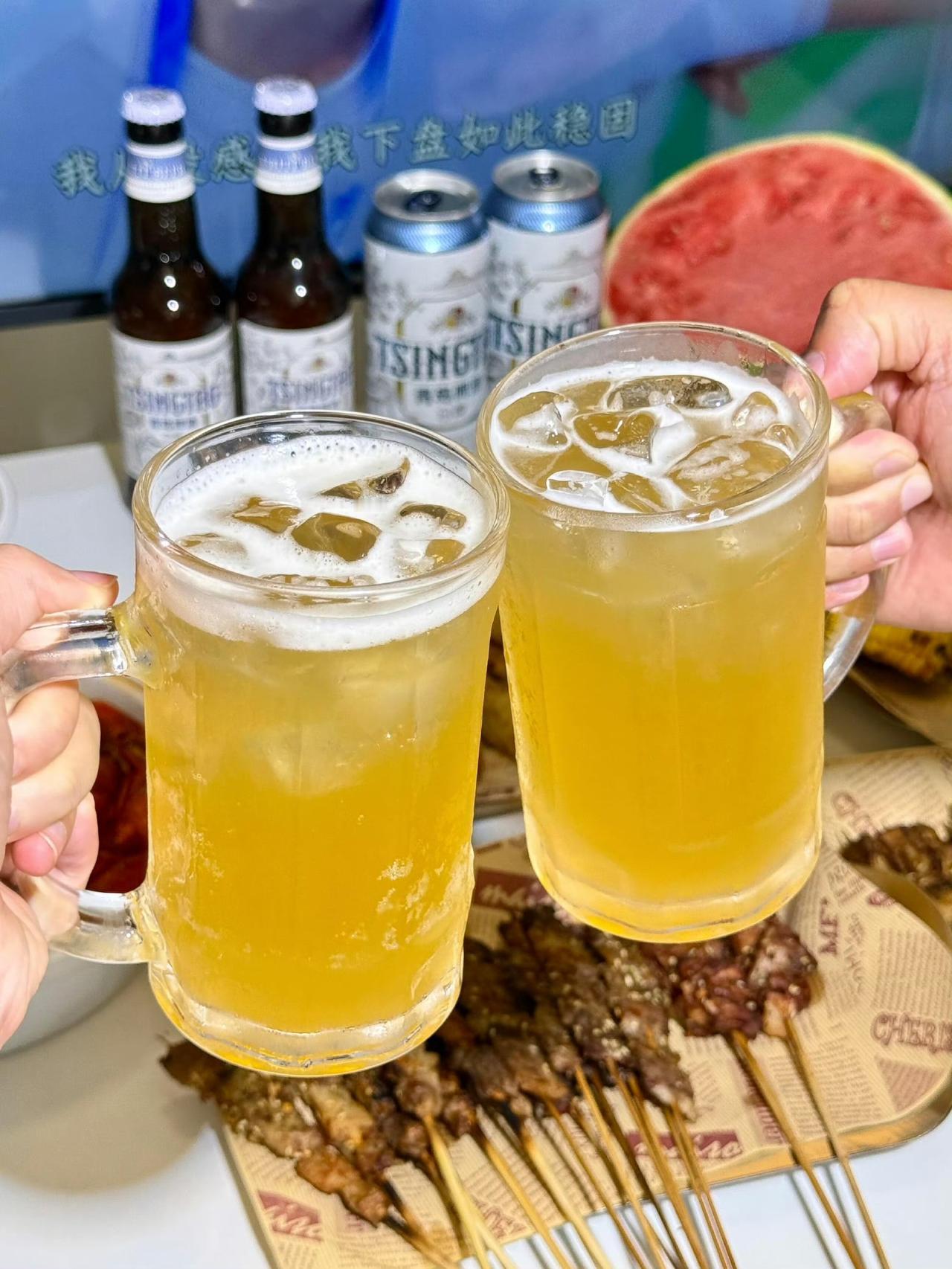 “朋友这杯酒，越久越香，
但也要记得，再好的酒也不能天天喝。” ​​​