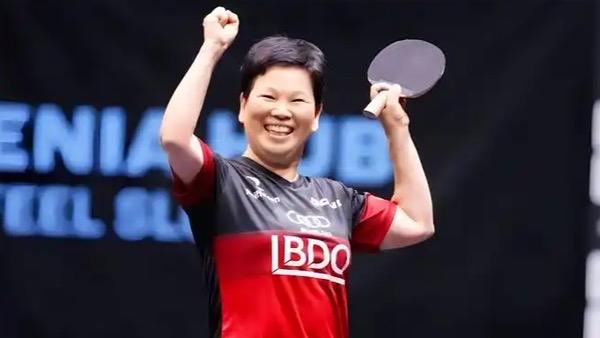 61岁乒乓名将倪夏莲宣布复出！此前因训练骨折休战半年，她坦言手臂力量与灵活度尚未