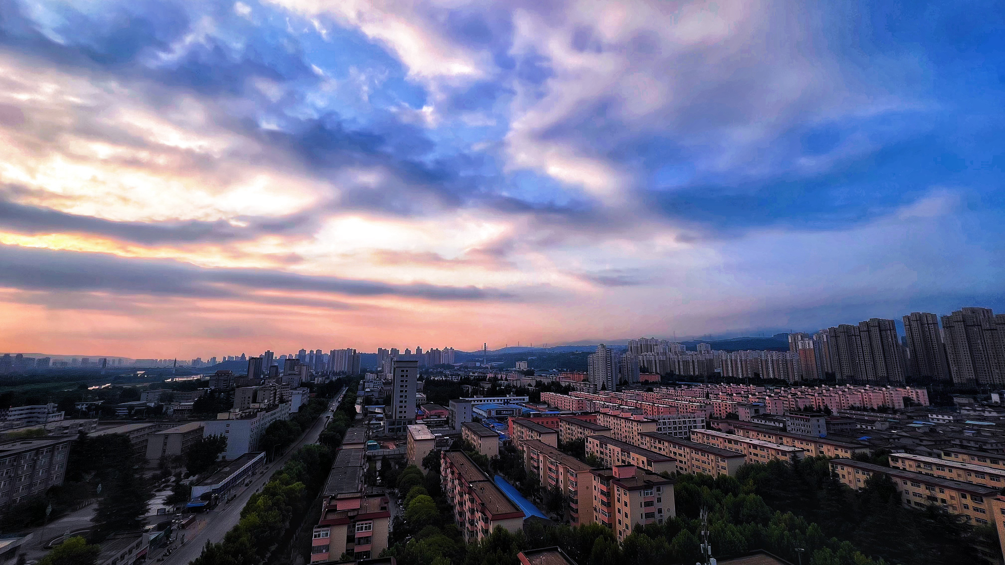 “希望你过的好，像拍的照片一样 ” 早安！