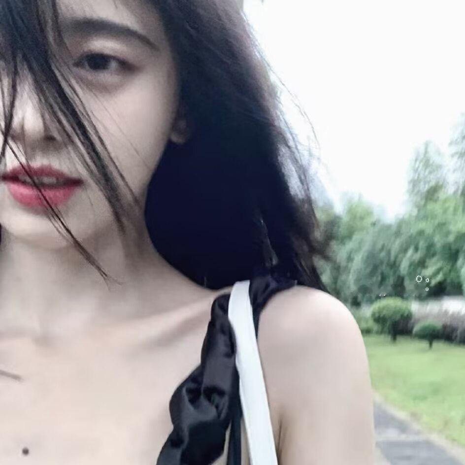 𝙒𝙚𝘾𝙝𝙖𝙩丨氛围感丨ins风丨鞠婧祎头像 ​​​