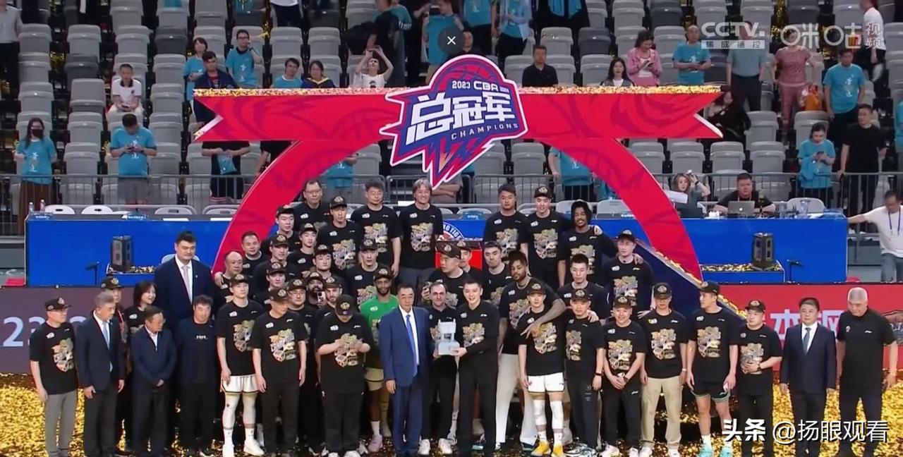 谁能想到！上赛季排名17的宁波町渥，本赛季直接化身CBA最大黑马🦓
从鱼腩到季