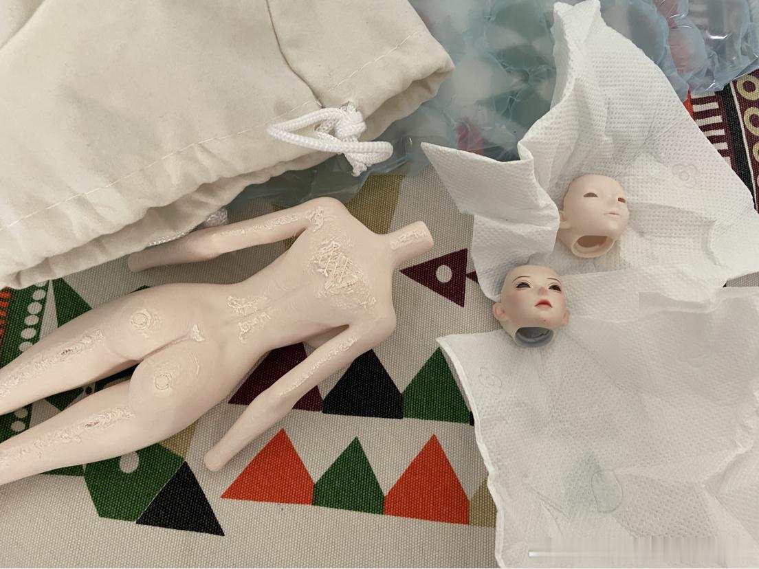 图灵的兵人打印样品吧到了，今天晚上B站直播画稿时候可以做个简单开箱大家聊聊，但是